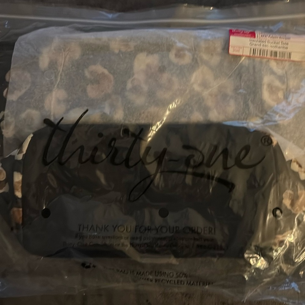 Thirty One Insulated Bucket Tote NWT